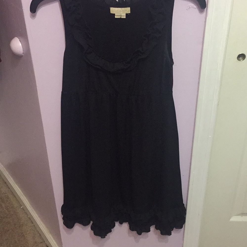 Black ruffle mini